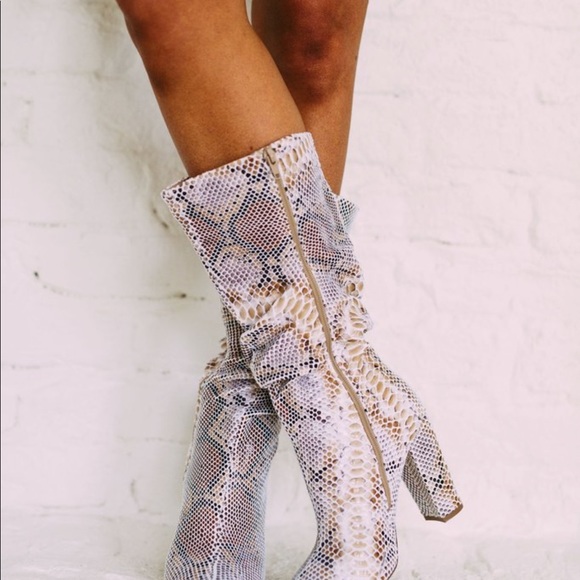 Boots - Picture 4 of 4